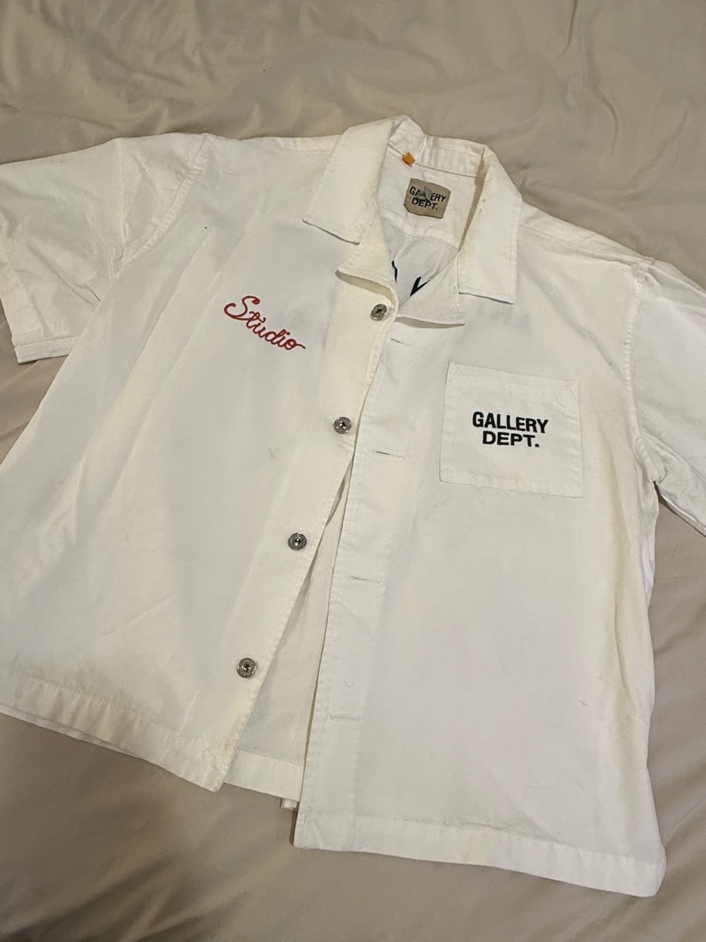 Gallery Dept White Short-Sleeve Button-Up Shirt with Red Script